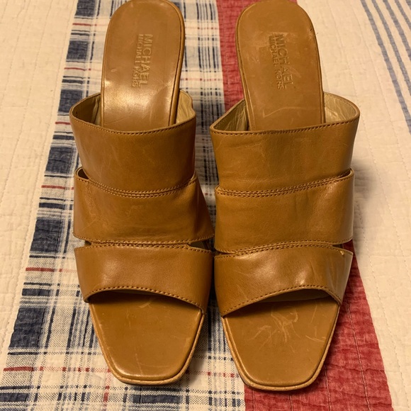 Michael Kors Tan Leather Sandals Size 11 Medium - Picture 1 of 8